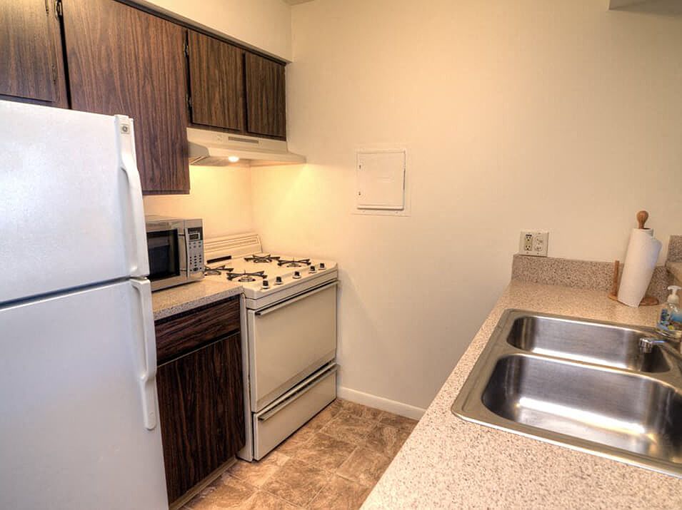 Fully-Equipped Kitchen
