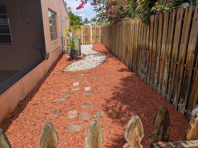 1428 SW 1st Ave — Photo 16
