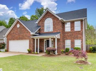 101 Valley Glen Ct, Greer, SC 29650