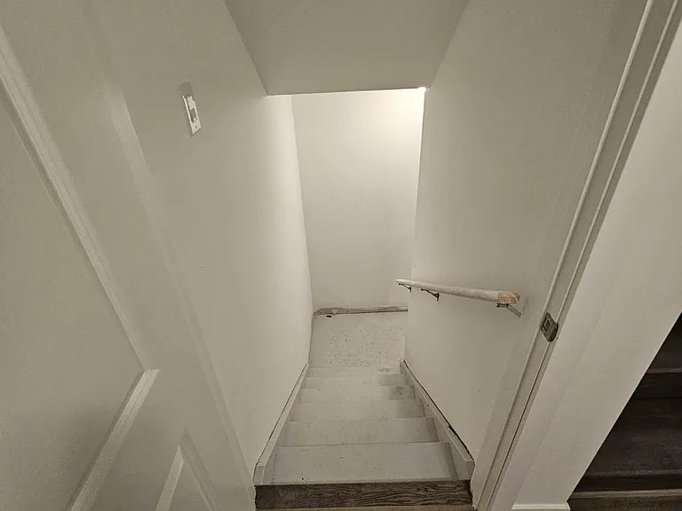 763 Stanstead Path — Photo 31
