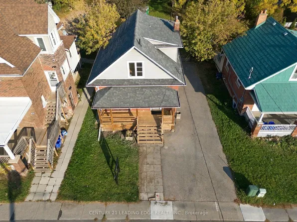 89 Park Rd S, Oshawa, ON L1J 4G7
