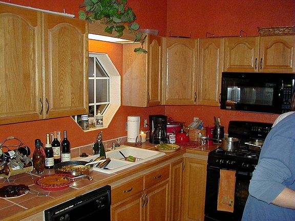 Kitchen : Kitchen professionally remodeled in 2008.