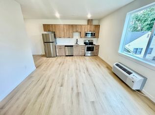 6115 NE Multnomah St #9, Portland, OR 97213