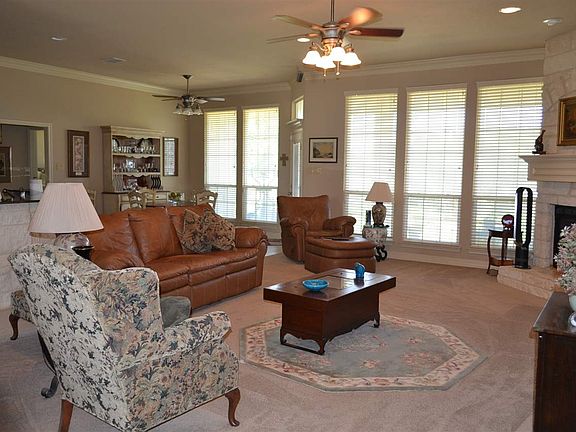 2nd image of 1404 Kempner Park Dr