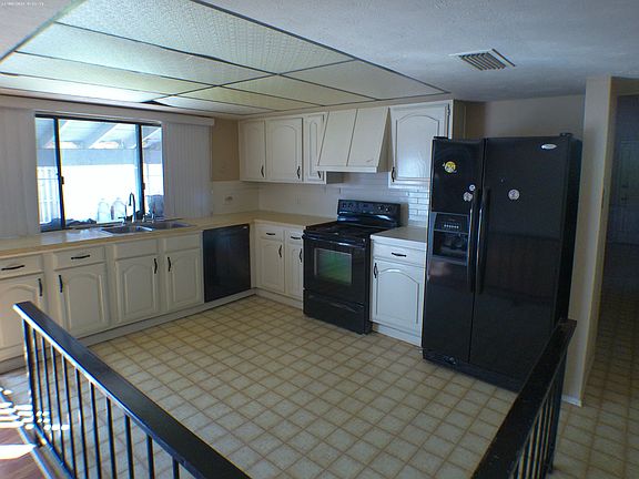 4th image of 15823 Ironside Hill Dr