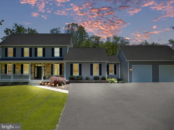 33 Shipper Ct, Martinsburg, WV 25404