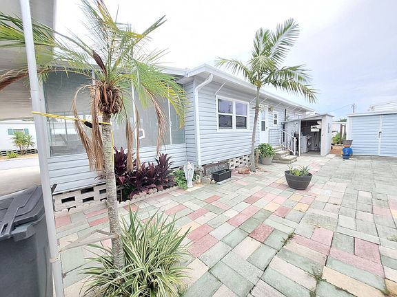 2nd image of 1375 Pasadena Ave S #323
