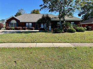 5463 Henning Dr W, Mobile, AL 36619