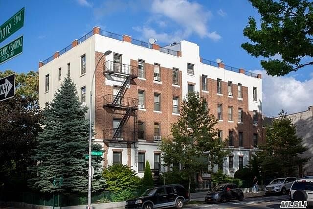 2nd image of 18-05 Ditmars Blvd #1A