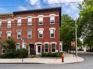 1318 Bainbridge St, Philadelphia, PA 19147