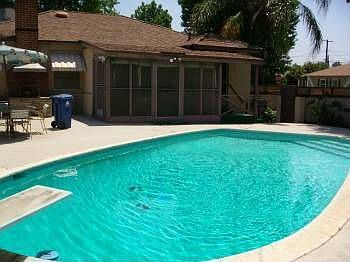 5th image of 6033 Bluebell Ave
