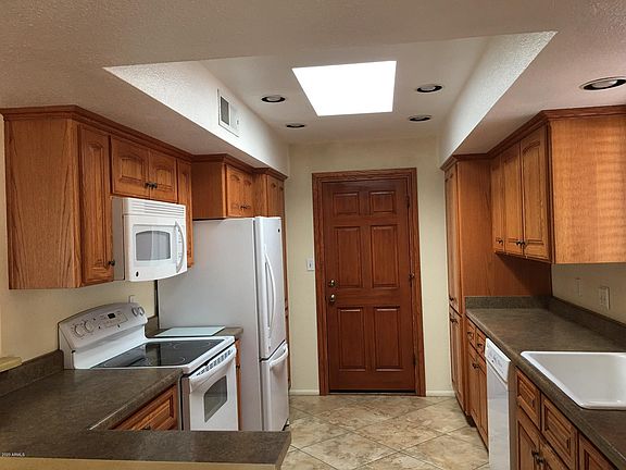 2nd image of 9513 E Fairway Blvd
