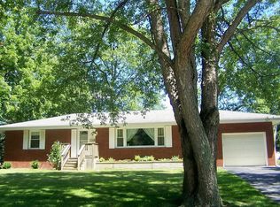 2409 Forest Park Dr, Dyer, IN 46311