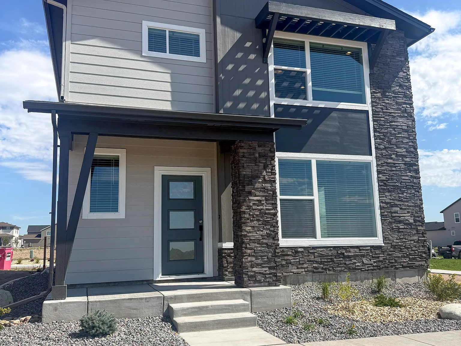 3 bed, 2.5 bath, 1763 sqft, $2,900 — Photo 1