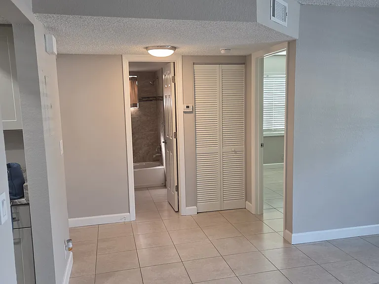 1524 SE Royal Green Cir #Q102 — Photo 13