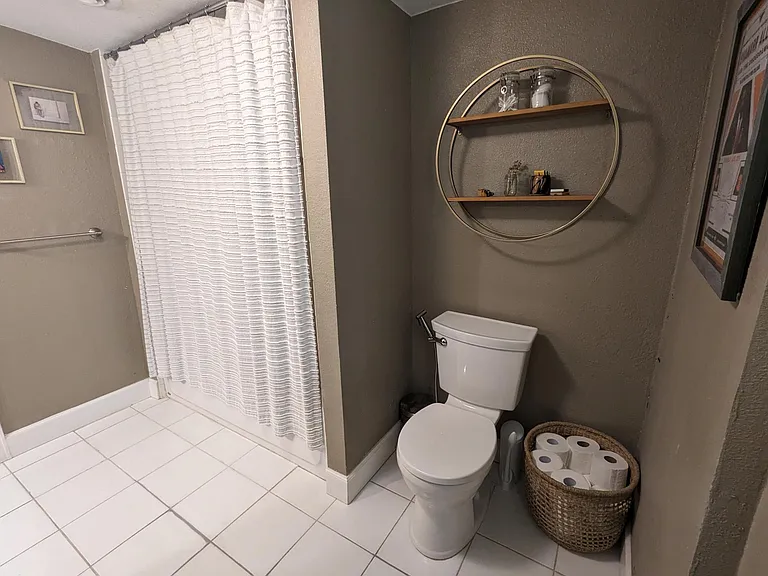 4601 Beach Ct — Photo 11