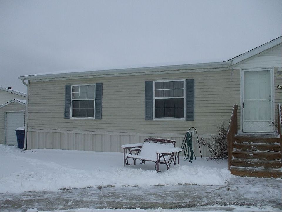 1st image of 252 Grand River Dr