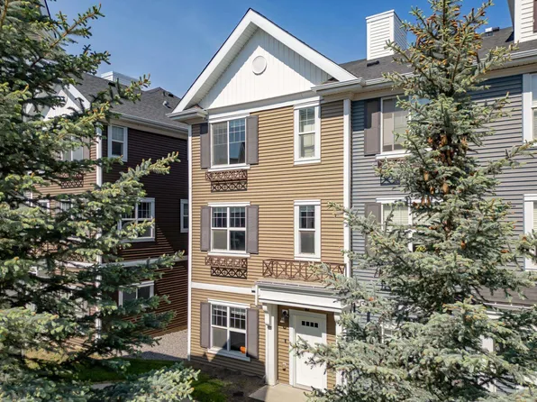 2803 James Mowatt Trl SW #82, Edmonton, AB T6W 2P5