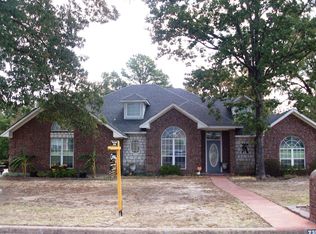 2305 S Williams Ave, Mount Pleasant, TX 75455