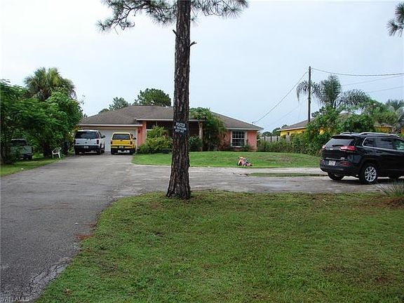 3rd image of 3725 37th Ave NE