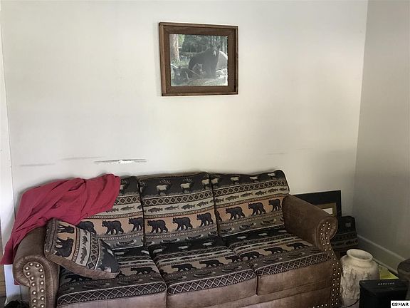 2nd image of 9906 Asheville Hwy