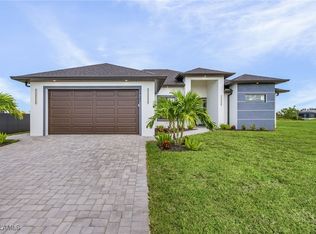 1721 NW 19th Ter, Cape Coral, FL 33993