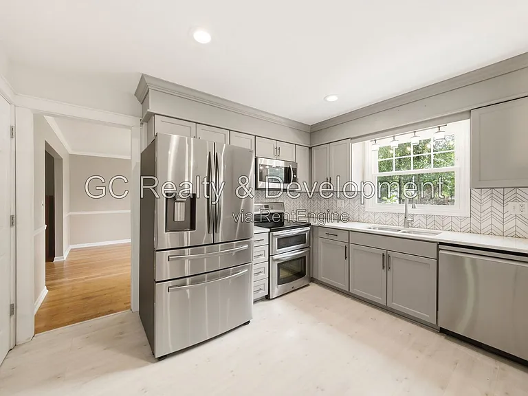 212 Tupelo Ave — Photo 6