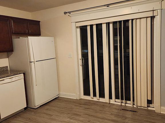 4th image of 17 Garner St