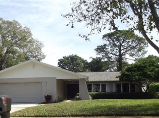 2555 Redwood Way, Clearwater, FL 33761
