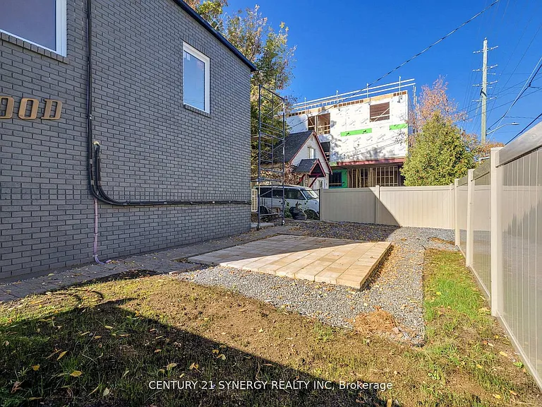 598 Kirkwood Ave #4 — Photo 17