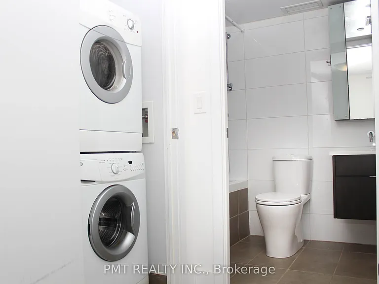 508 Wellington St W #709 — Photo 9