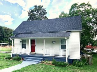 504 Blue Ridge St, Easley, SC 29640