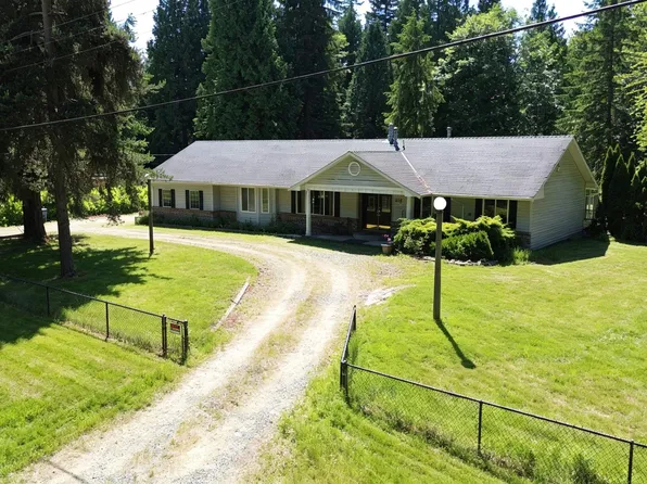 637 171st St, Surrey, BC V3Z 9P8