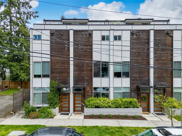 4216 30th Avenue SW, Seattle, WA 98126