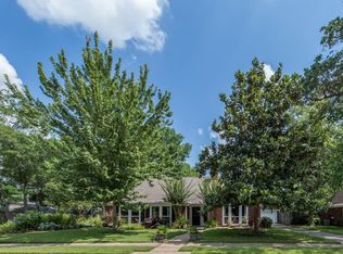 4303 Indian Sunrise Ct, Houston, TX 77059