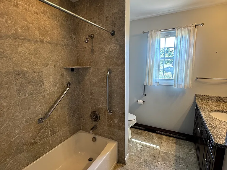 21 Weir St — Photo 13