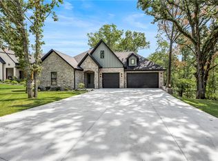 5201 Joe Ln, Rogers, AR 72756