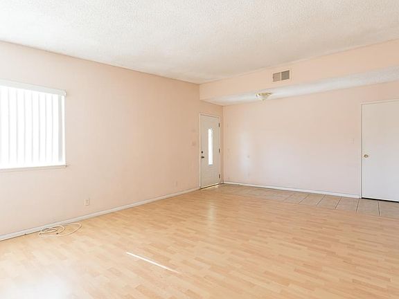 5th image of 13830 Tucker Ave