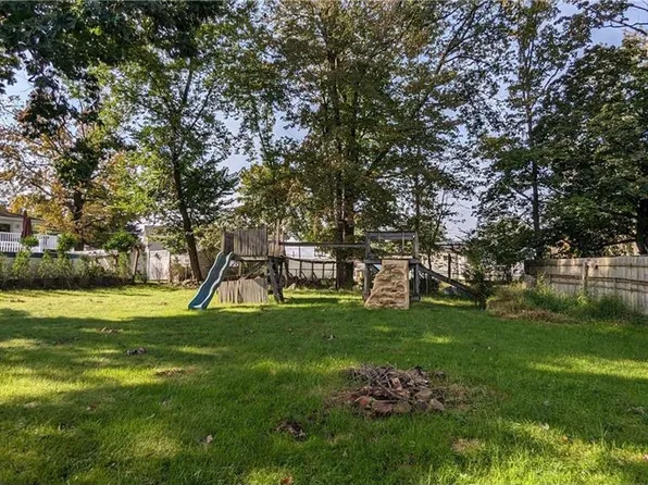 26 Maple Ln, Monroe, NY 10950