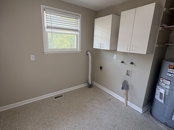 5th image of 1872 Saundersville Ferry Rd