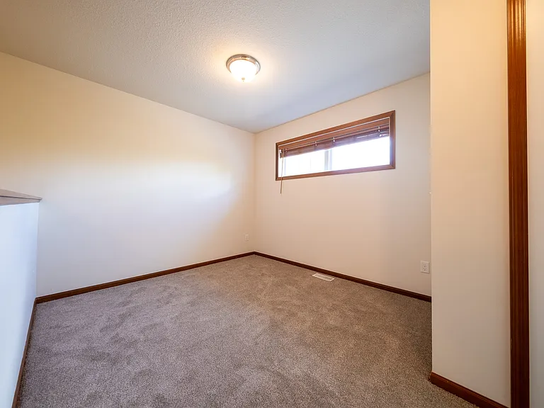 1814 Spring Creek Dr — Photo 23