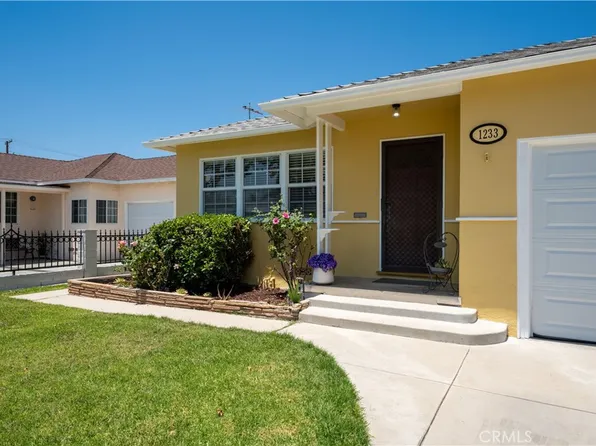 1233 W Glenwood Pl, Santa Ana, CA 92707