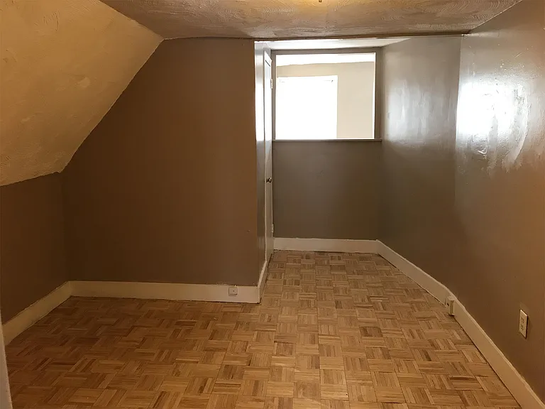 801 E Center St #3 — Photo 6