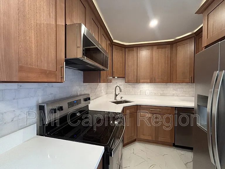 12 Mills Rd — Photo 7