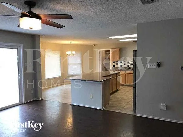 7302 Lighthouse Rd — Photo 4
