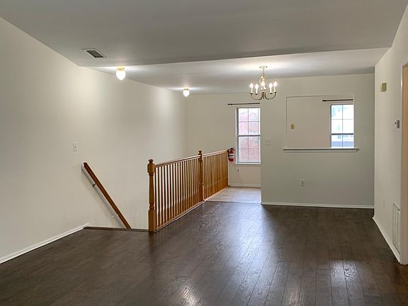 3rd image of 1406 Pinhorn Dr