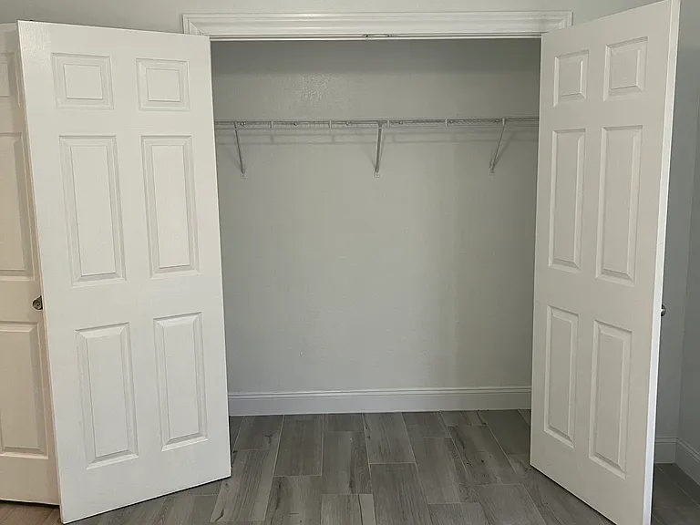 4712 Golfview Blvd — Photo 12