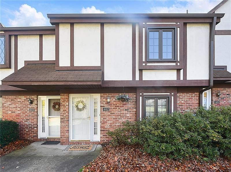 1st image of 402 Cottingham Dr
