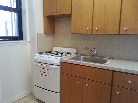 3rd image of 4315 45th St APT 2G