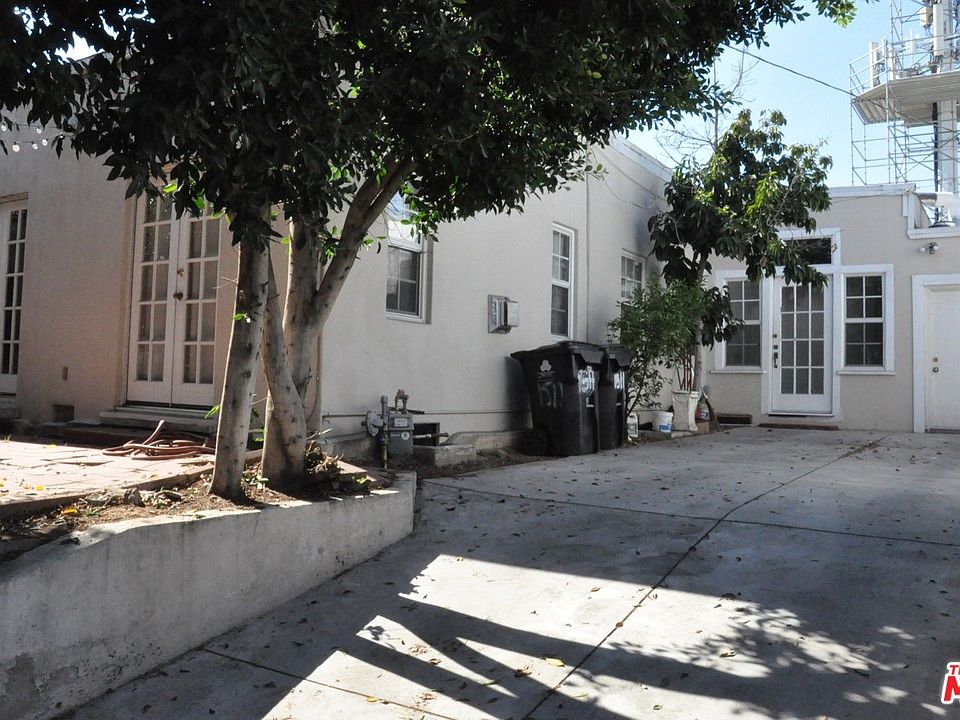 2nd image of 1511 N Normandie Ave